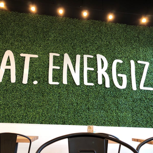 Freshii Salad Restaurant in Edmonton