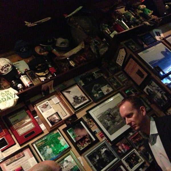 Photo taken at O&#39;Reilly&#39;s Irish Pub &amp; Restaurant by Ber A. on 1/16/2013