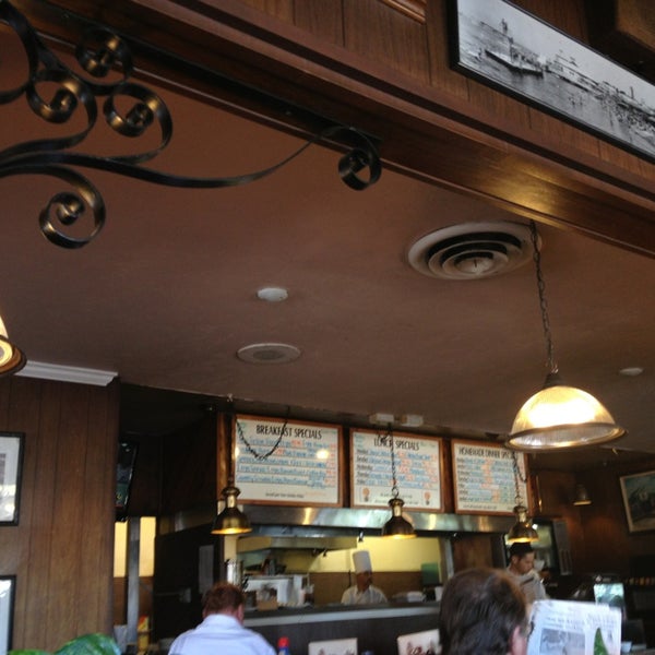Photo taken at Dick Church&#39;s Restaurant by Jennifer D. on 8/15/2013