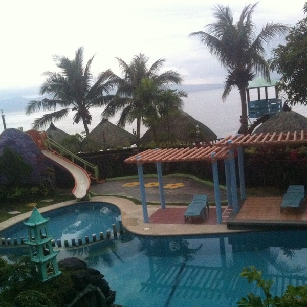 Photos At Manhattan Beach Resort In Santo Domingo Photo Taken At Manhattan Beach Resort By Ads N On 1 31 2017
