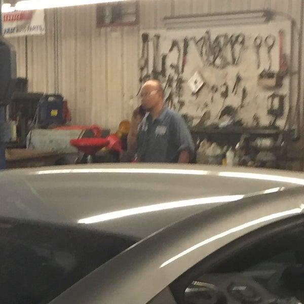 Ron's Garage 23 visitors