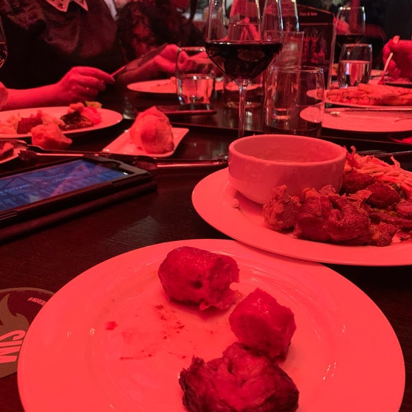 11/25/2019 tarihinde Elham G.ziyaretçi tarafından Touro Churrascaria | Brazilian Steakhouse &amp; Wine Bar'de çekilen fotoğraf