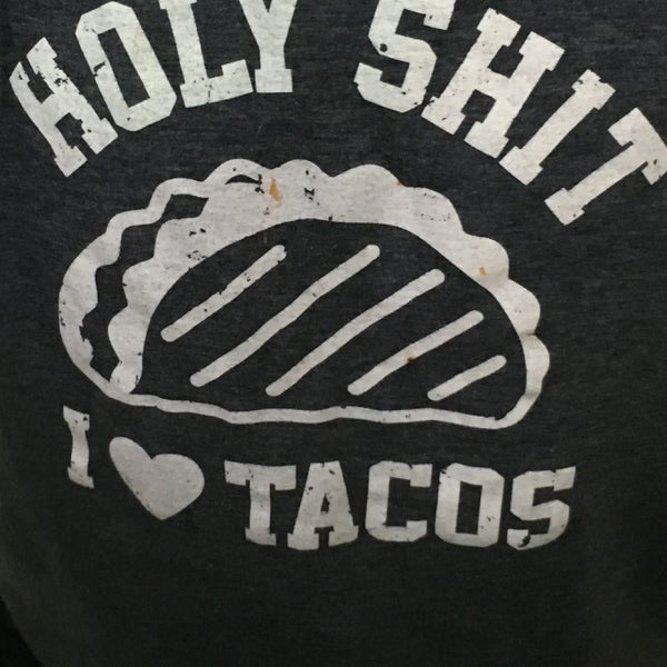 3/14/2016 tarihinde Leigh F.ziyaretçi tarafından Art of Tacos'de çekilen fotoğraf