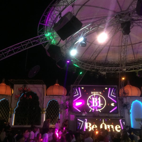 9/25/2018 tarihinde @B1_ B.ziyaretçi tarafından Be One Club Bodrum'de çekilen fotoğraf