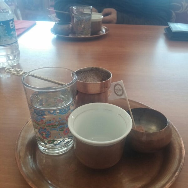 รูปภาพถ่ายที่ Avliya Restaurant โดย Tekin ö. เมื่อ 4/21/2015
