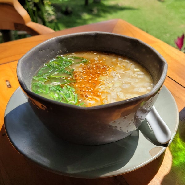 9/5/2022 tarihinde Fifi K.ziyaretçi tarafından The Sayan House - Japanese x Latin Fusion Restaurant in Ubud'de çekilen fotoğraf