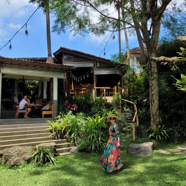 Photo taken at The Sayan House - Japanese x Latin Fusion Restaurant in Ubud by Fifi K. on 9/5/2022