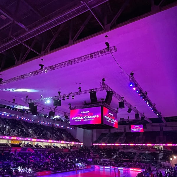 Foto diambil di Ankara Arena oleh H—a—K—a—N pada 12/19/2021