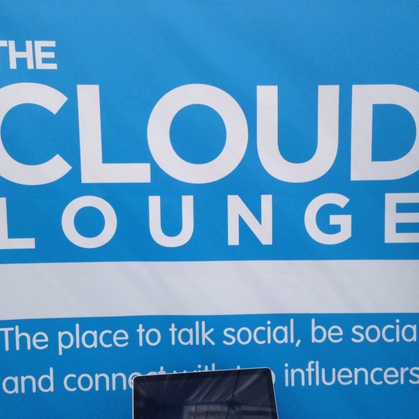 Photo prise au The Cloud Lounge (salesforce.com) par Steve M. le3/10/2013