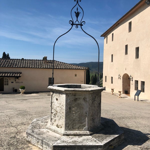 รูปภาพถ่ายที่ La Bagnaia Golf &amp; Spa Resort Siena, Curio Collection by Hilton โดย Wolfgang U. เมื่อ 4/19/2019