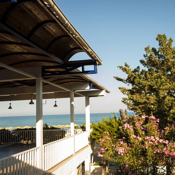 6/18/2014 tarihinde Mavi Beyaz Otel &amp; Beach Clubziyaretçi tarafından Mavi Beyaz Otel &amp; Beach Club'de çekilen fotoğraf