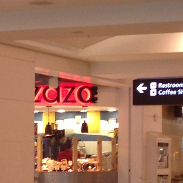 ZaZa Cuban Coffee Orlando International Airport 8 tips