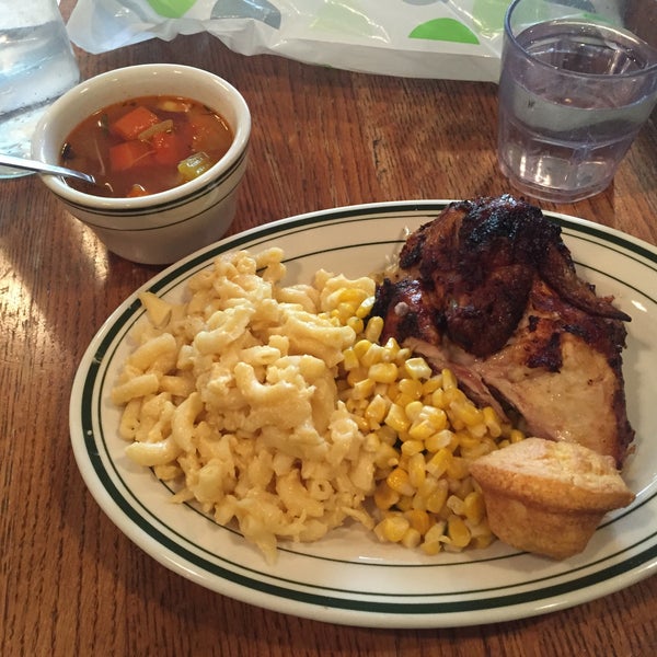 Great rotisserie chicken. I have it with mac&cheese and corn. Never fails. Friendly staff. Very enjoyable atmosphere. Great place to eat once in Williamsburg.