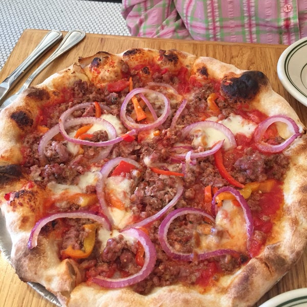 7/23/2018 tarihinde David P.ziyaretçi tarafından Pizzeria Delfina'de çekilen fotoğraf