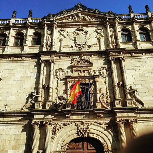 Foto tomada en Universidad de Alcalá  por Santiago R. el 7/9/2015