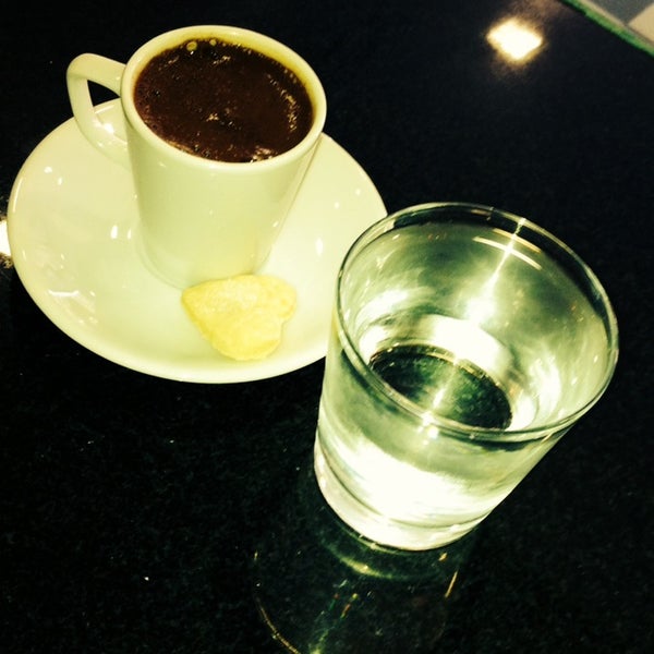 10/29/2013にHikmet U.がFesleğen Cafeで撮った写真