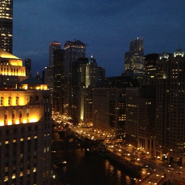 Chicago Apparel Center River North 1 tip from 150 visitors