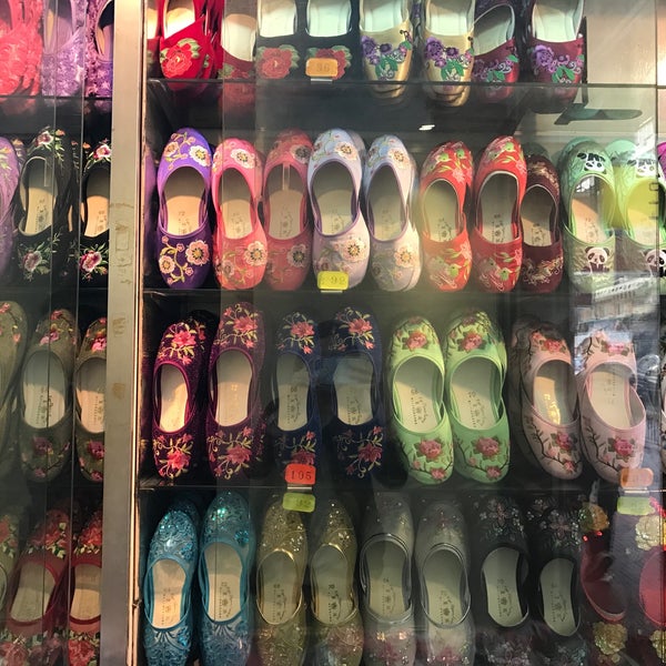slipper shop near me