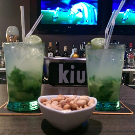 Foto tirada no(a) Kiu Lounge por Carola L. em 6/20/2014