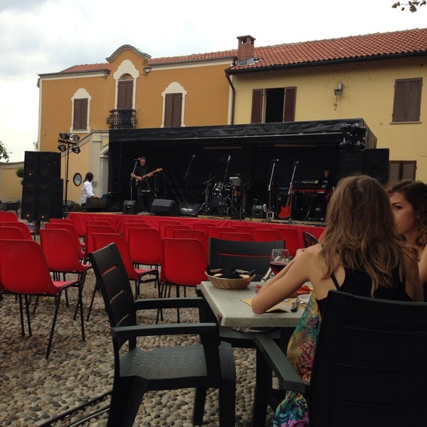 Photo taken at Il Circolo di Tornavento by Sara V. on 7/23/2014