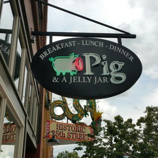 Photo taken at Pig &amp; A Jelly Jar Ogden by Jonathan M. on 5/22/2015