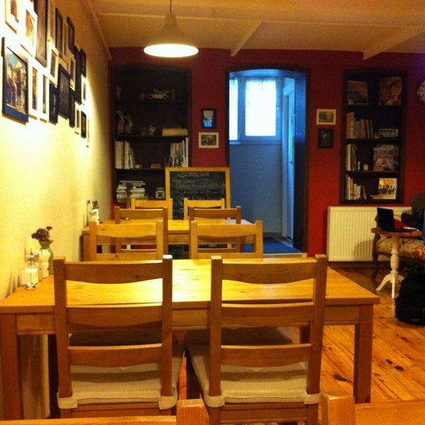 3/16/2013 tarihinde tolga s.ziyaretçi tarafından Semolina italyan Restoran'de çekilen fotoğraf