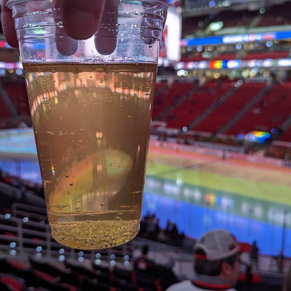 1/27/2023 tarihinde Eagle B.ziyaretçi tarafından PNC Arena'de çekilen fotoğraf