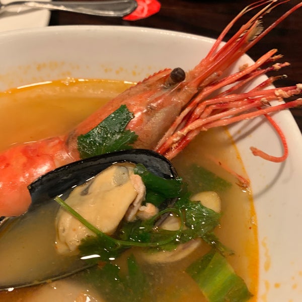 Das Foto wurde bei Ayara Thai Cuisine von Baskie am 2/6/2019 aufgenommen