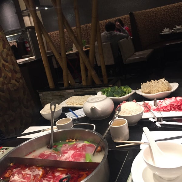 Photo taken at Happy Lamb Hot Pot, Cupertino 快乐小羊 by Paty A. on 11/12/2017