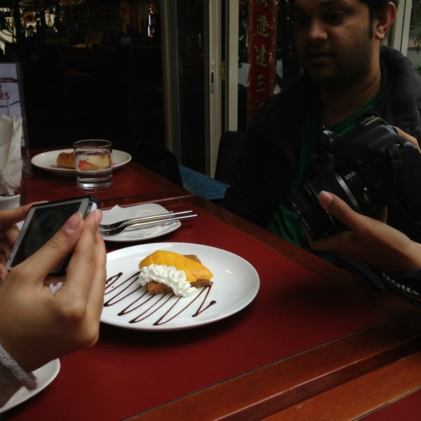 1/26/2013 tarihinde Jessica L.ziyaretçi tarafından Cafe Roma'de çekilen fotoğraf