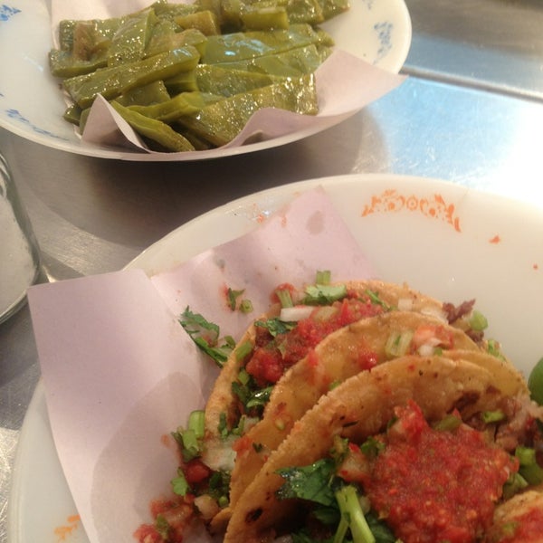 Taqueria "El Bigotes" Local de tacos en D.F.