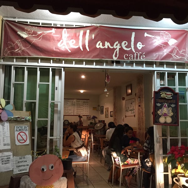Photo taken at Dell&#39; Angelo Caffé by Capitán A. on 2/8/2015