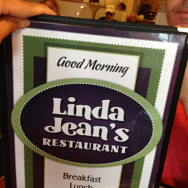 Photo taken at Linda Jean&#39;s Restaurant by pappas on 7/12/2013
