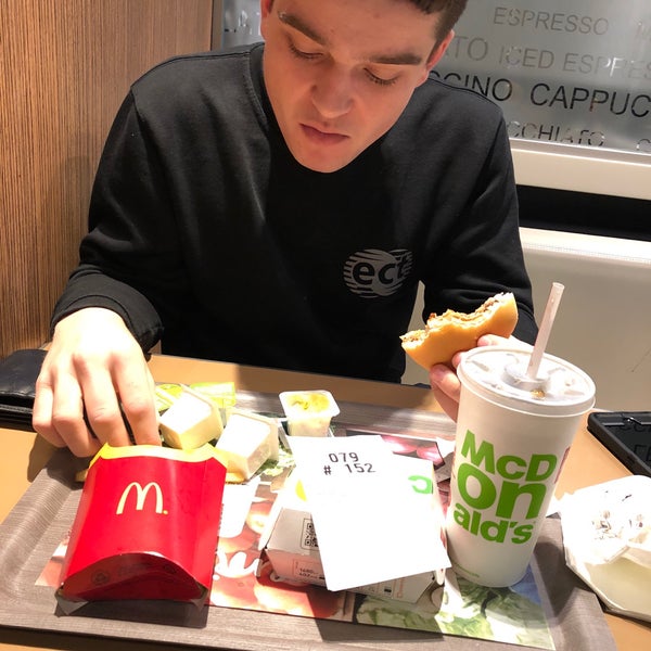 Photo taken at McDonald&#39;s by Emma Z. on 12/9/2018