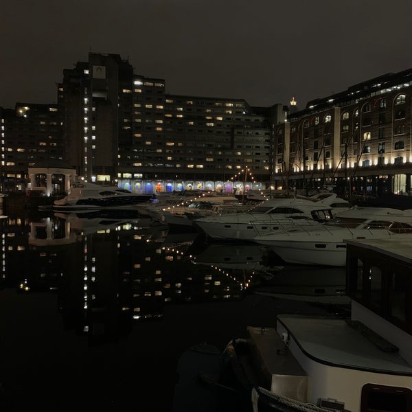 Photo prise au St Katharine Docks par Audunn J. le2/12/2023