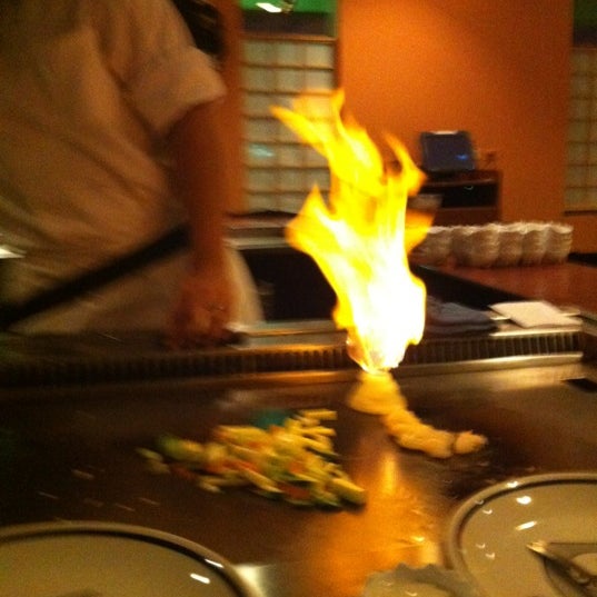 Photo taken at Kampai Japanese Steakhouse by Mo M. on 12/21/2012