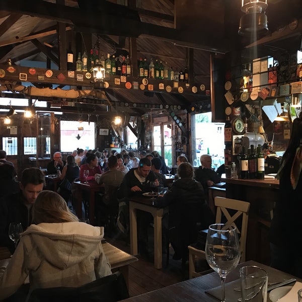 2/15/2020 tarihinde Choonghyun L.ziyaretçi tarafından La Zaina Restaurant'de çekilen fotoğraf