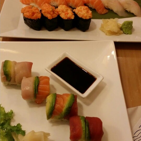 7/10/2014 tarihinde Alissa K.ziyaretçi tarafından Sushi Tei'de çekilen fotoğraf