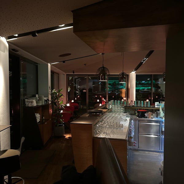 1/8/2023 tarihinde Taner K.ziyaretçi tarafından IMLAUER Sky Bar &amp; Restaurant'de çekilen fotoğraf