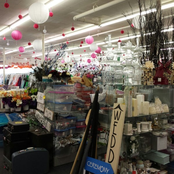 bridesmaid consignment store
