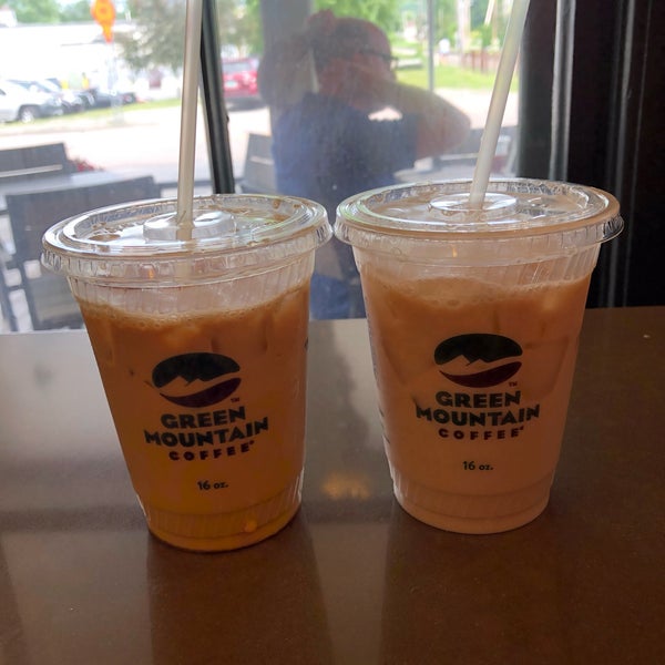 Photo taken at Green Mountain Coffee Roasters Cafe &amp; Visitor Center by L H. on 7/16/2019