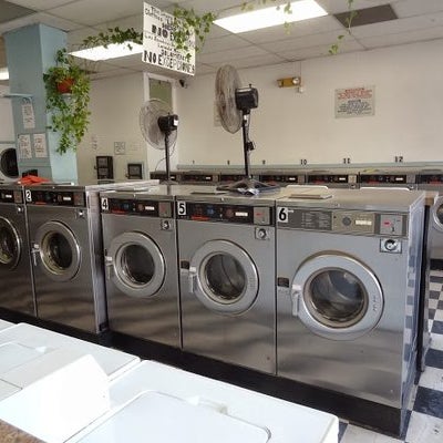 Снимок сделан в JJ&#39;s Laundromat пользователем JJ&#39;s Laundromat 6/24/2014
