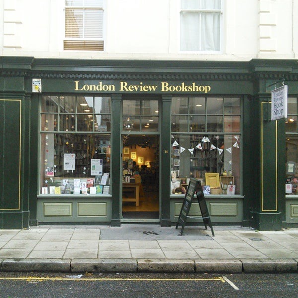 Photo taken at London Review Bookshop by Michalis K. on 11/15/2014