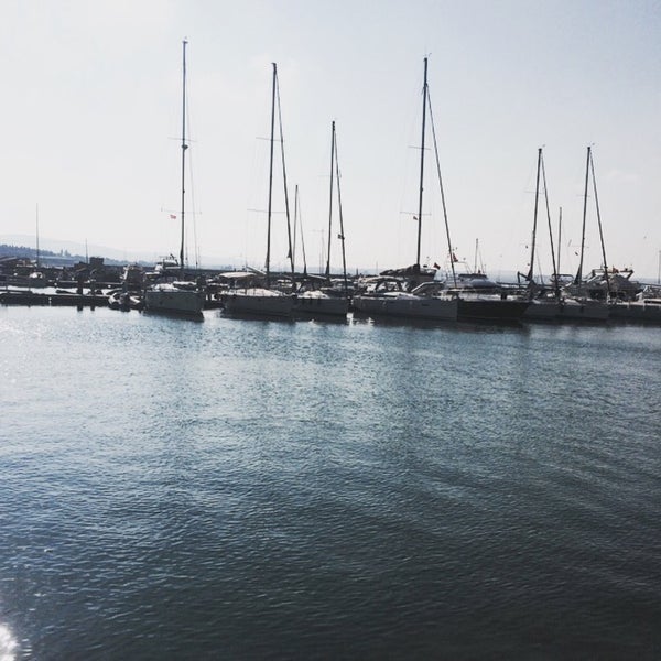 Photo taken at Viaport Marina Outlet by Eda A. on 7/31/2015