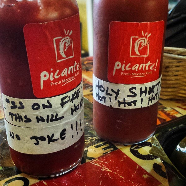 Снимок сделан в Picante! Fresh Mexican Grill пользователем Tyler M. 7/15/2015