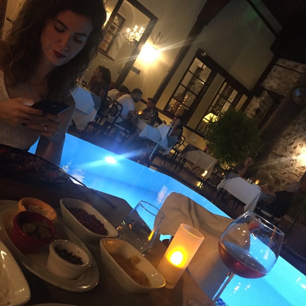 8/5/2017 tarihinde Mert K.ziyaretçi tarafından Du Bastion Fine Dining Restaurant'de çekilen fotoğraf