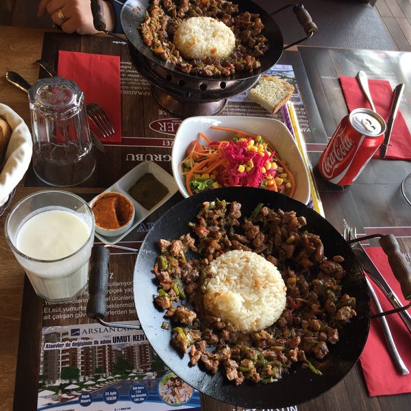 รูปภาพถ่ายที่ Besler Steakhouse โดย İlknur İ. เมื่อ 5/17/2017