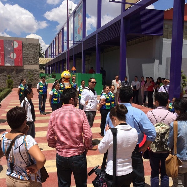 Photo taken at Zigzag Centro Interactivo de Ciencia y Tecnología de Zacatecas by Miri C. on 8/29/2014