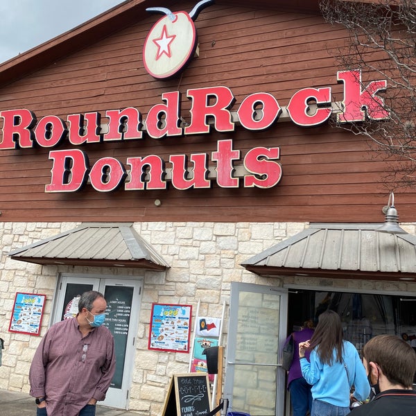 Photo taken at Round Rock Donuts by Santiago B. on 3/1/2021