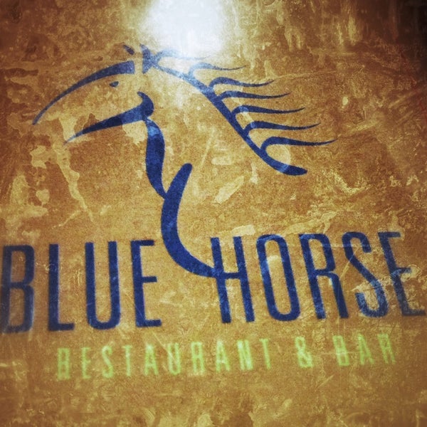 Foto scattata a Blue Horse Restaurant &amp; Bar da Santiago B. il 10/7/2013